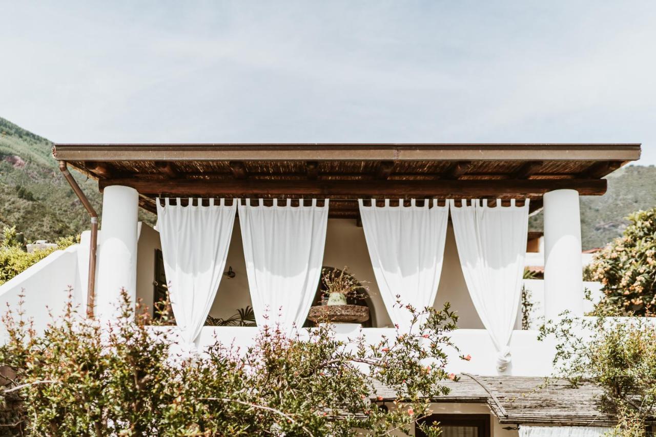 Hotel I Cinque Balconi Santa Marina Salina Bagian luar foto